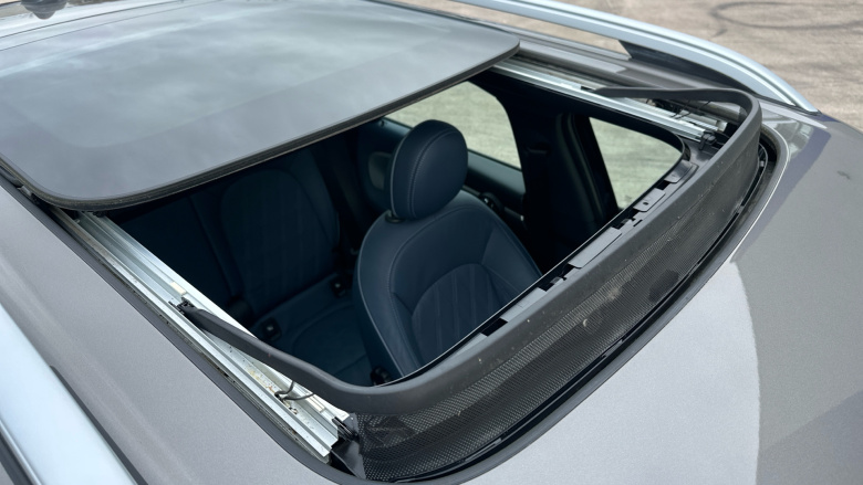 MINI Countryman 1.5 Cooper Exclusive ALL4 5dr Auto [Comfort Pack] Petrol Hatchback